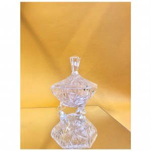 Kryształowa bomboniera o kształcie sześciokąta